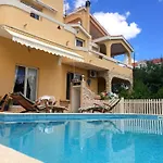 Slaven Apartman