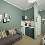 Slaven Apartment Plano